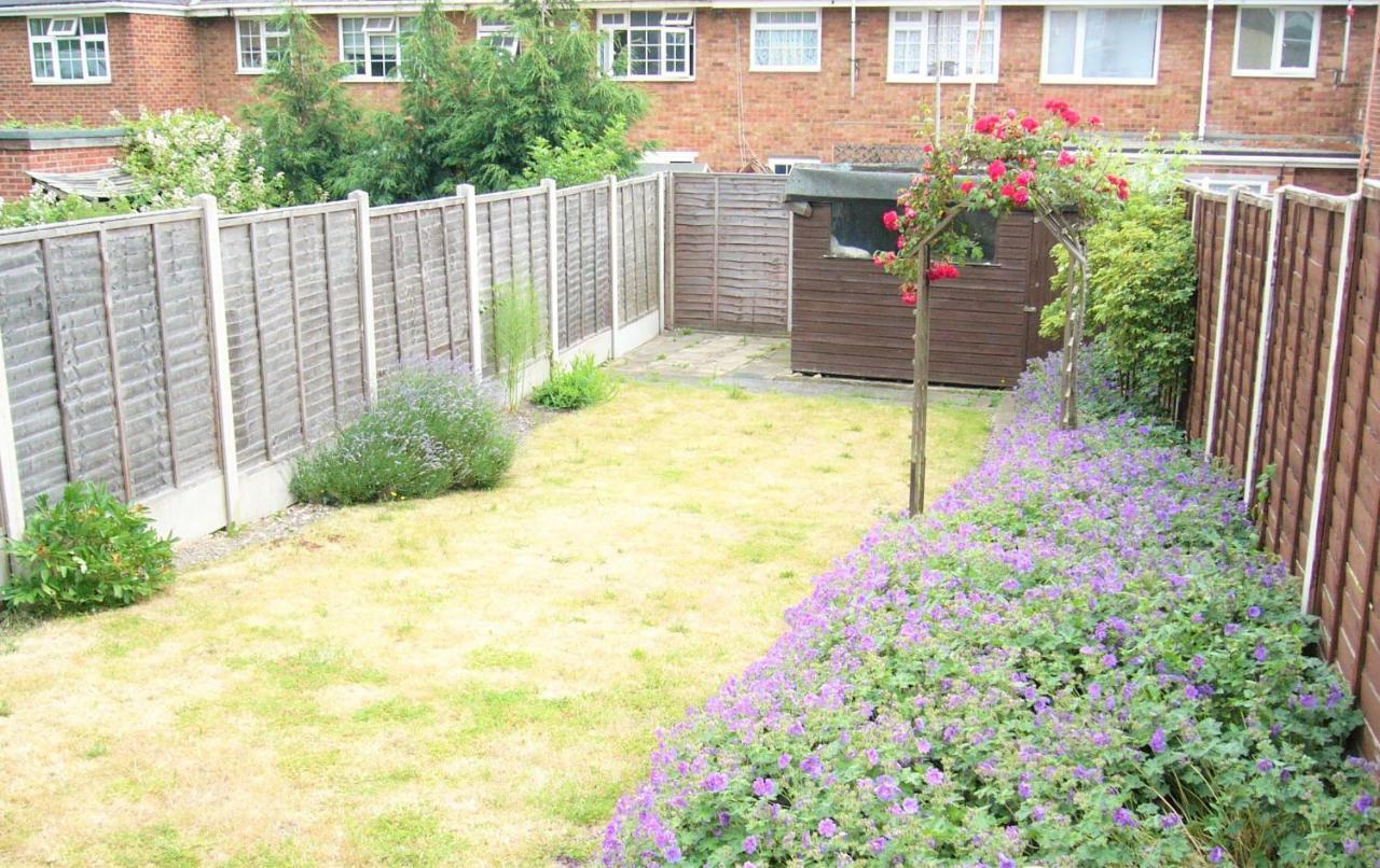 Comfortable Victorian 3 Bedroom Semi-Detached House With Fast Wi-Fi Sittingbourne Exterior photo