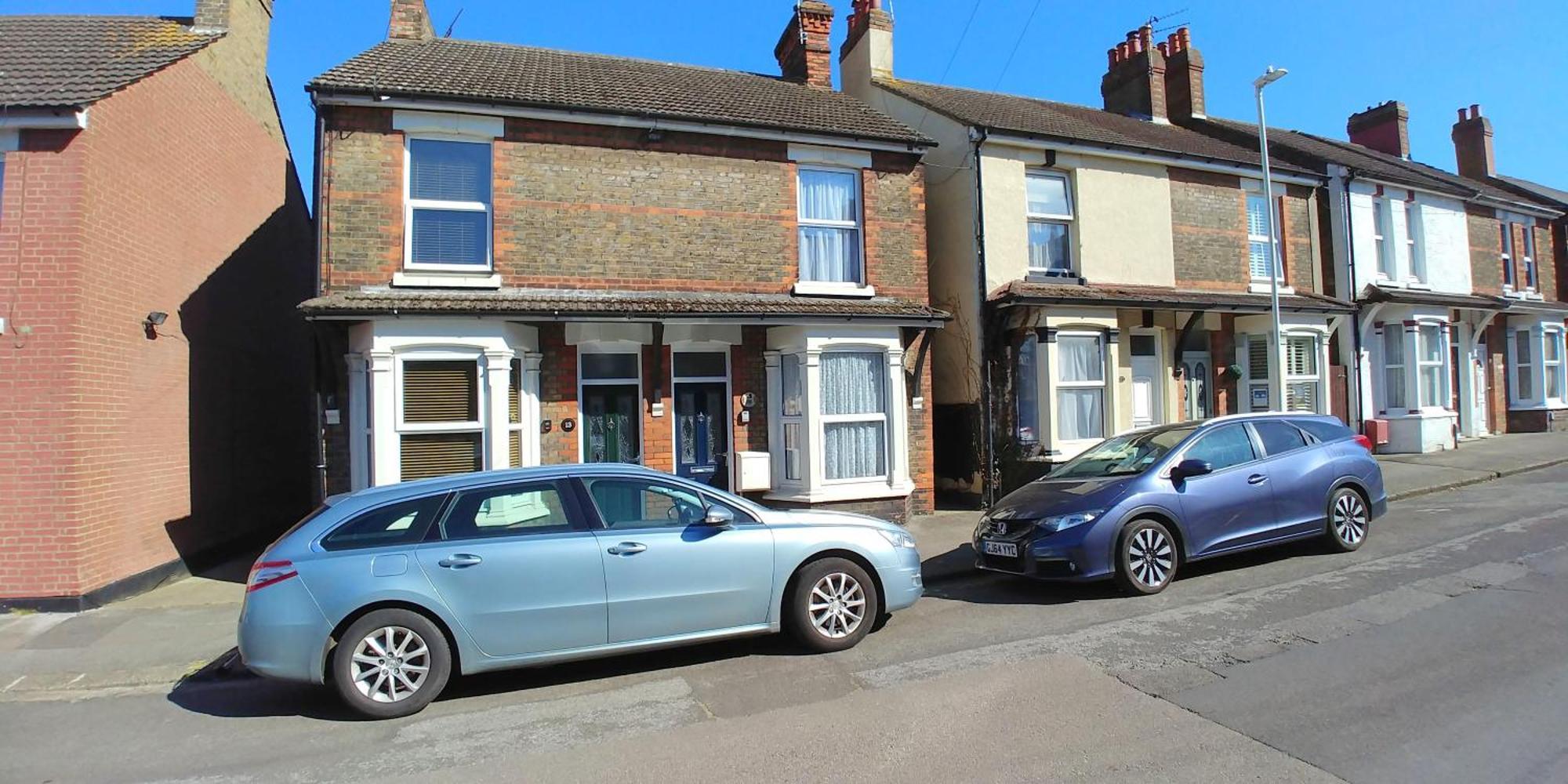 Comfortable Victorian 3 Bedroom Semi-Detached House With Fast Wi-Fi Sittingbourne Exterior photo