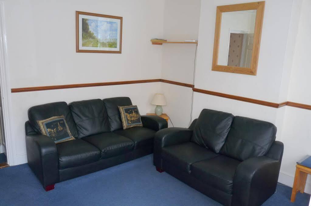 Comfortable Victorian 3 Bedroom Semi-Detached House With Fast Wi-Fi Sittingbourne Exterior photo